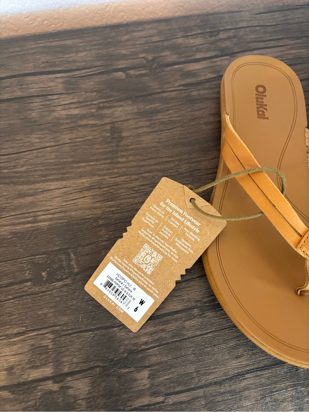 New OluKai sandals size 6 - Picture 2 of 5